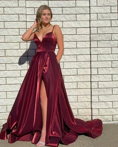 A Line Glitter Burgundy 2025 Prom Dresses V Neck Sleeveless Evening Dress