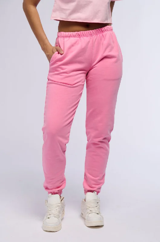 GIRLS NEED LOVE TOO LOW RISE JOGGER IN PINK