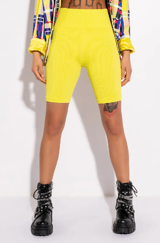 ULTRA SEAMLESS BIKER SHORT LIME